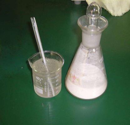 羟丙基甲基纤维素，又名羟丙甲纤维素，羟丙基甲基纤维素醚，是以高纯度棉纤维素为原料，在碱性条件下经特殊醚化而制得。